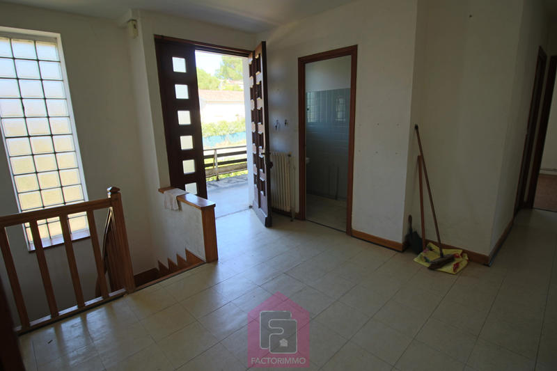 Maison - 178 m² - 6 pièces