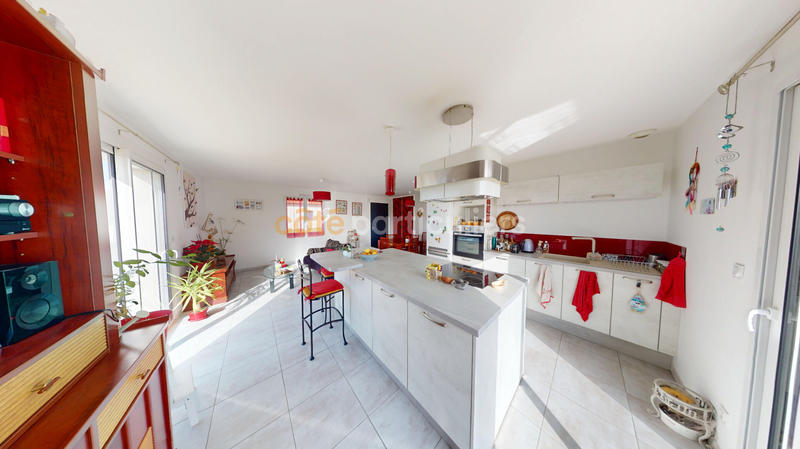 Maison - 81 m² - 3 pièces