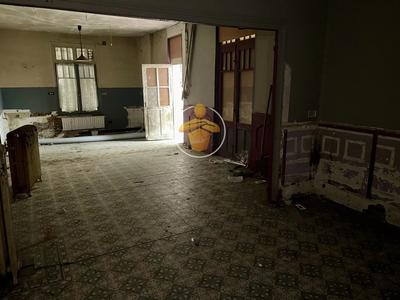 Maison - 215 m² - 5 pièces