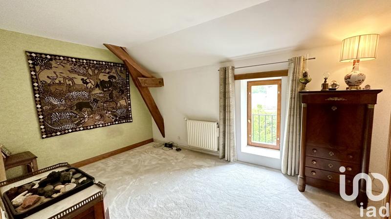 Maison - 177 m² - 7 pièces