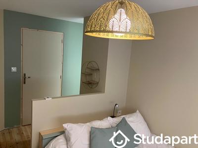 Chambre - 12 m² - 1 pièce