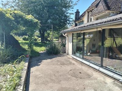 Maison - 157 m² - 7 pièces