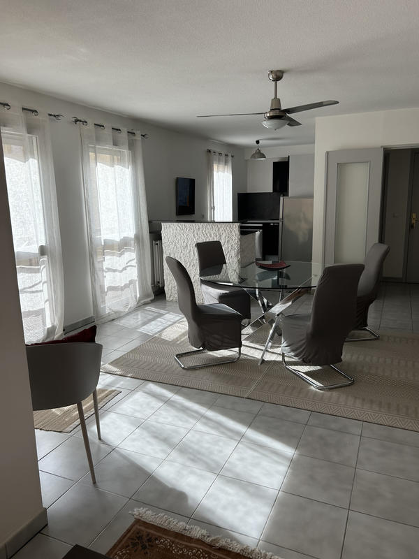 Appartement - 87 m² - 4 pièces