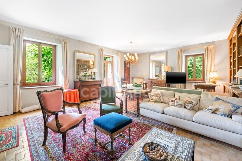 Maison - 197 m² - 6 pièces