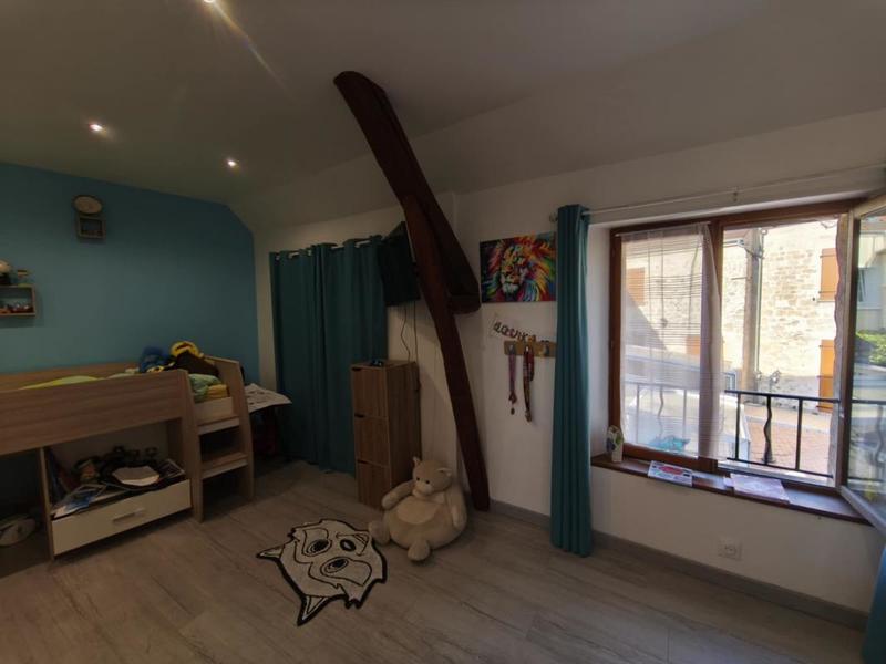 Maison - 150 m² - 10 pièces