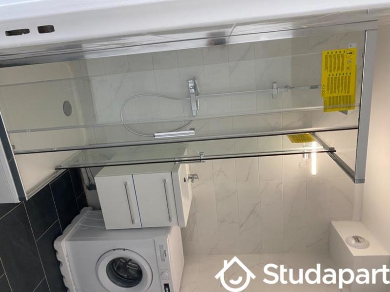 Chambre - 12 m² - 1 pièce