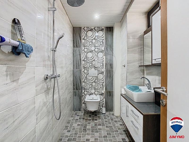 Maison - 158 m² - 7 pièces