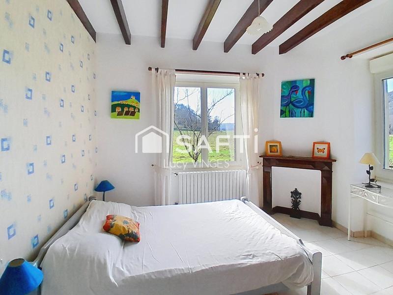 Maison - 211 m² - 8 pièces