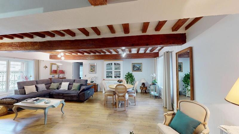 Appartement bourgeois - 112 m² - 5 pièces