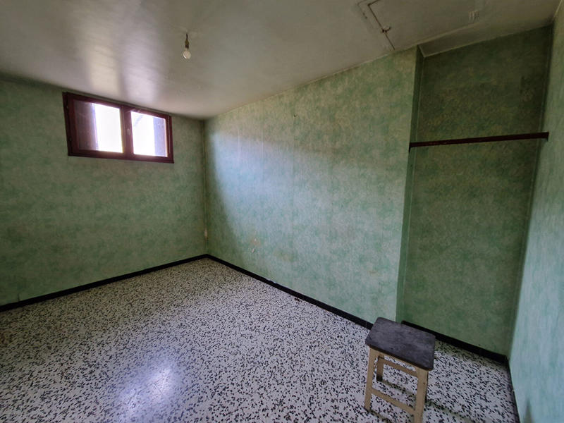 Maison - 351 m² - 13 pièces