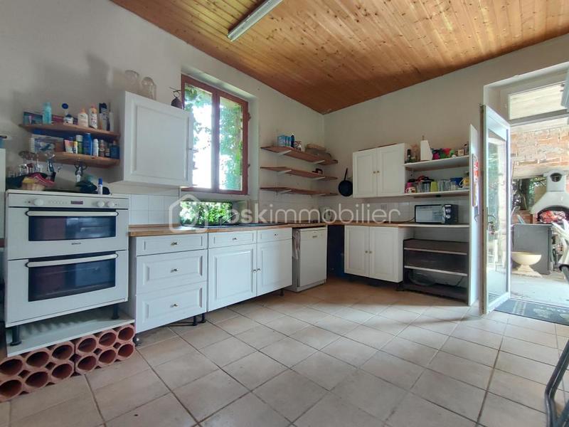 Moulin - 287 m² - 12 pièces