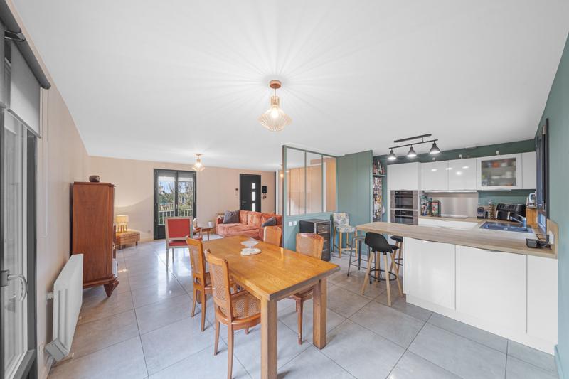 Maison - 115 m² - 6 pièces