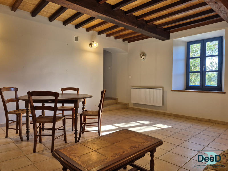 Maison - 230 m² - 5 pièces