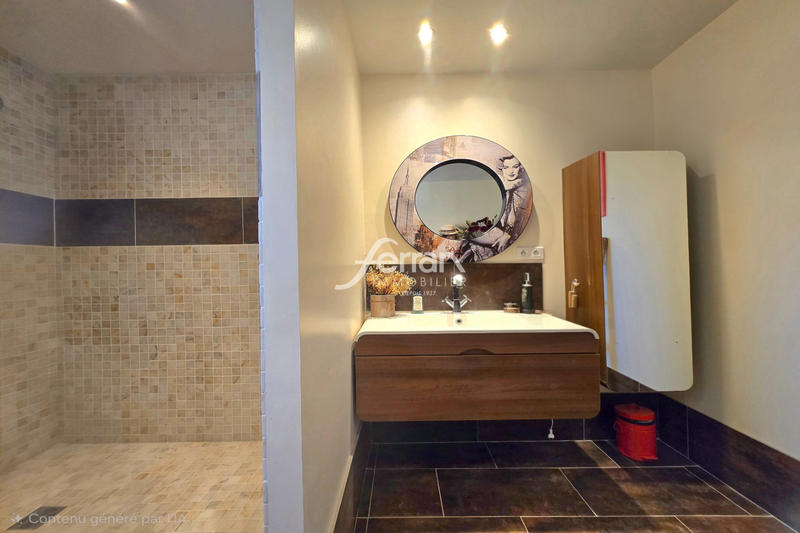 Maison - 170 m² - 5 pièces