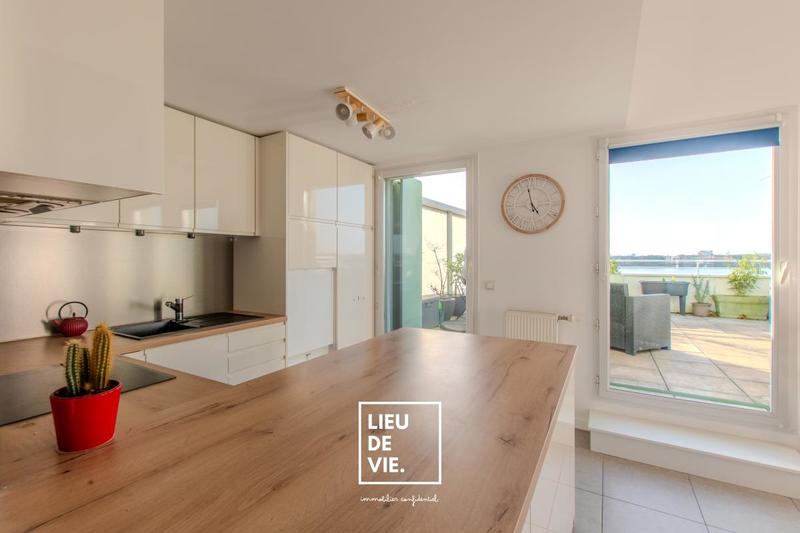 Appartement ancien - 109 m² - 5 pièces