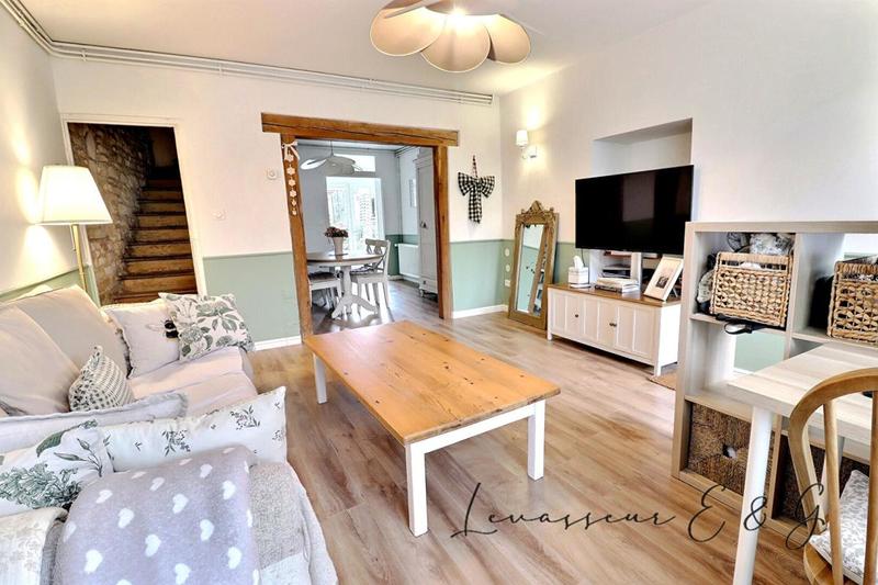 Maison - 93 m² - 5 pièces