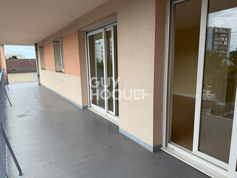 Appartement - 95 m² - 5 pièces