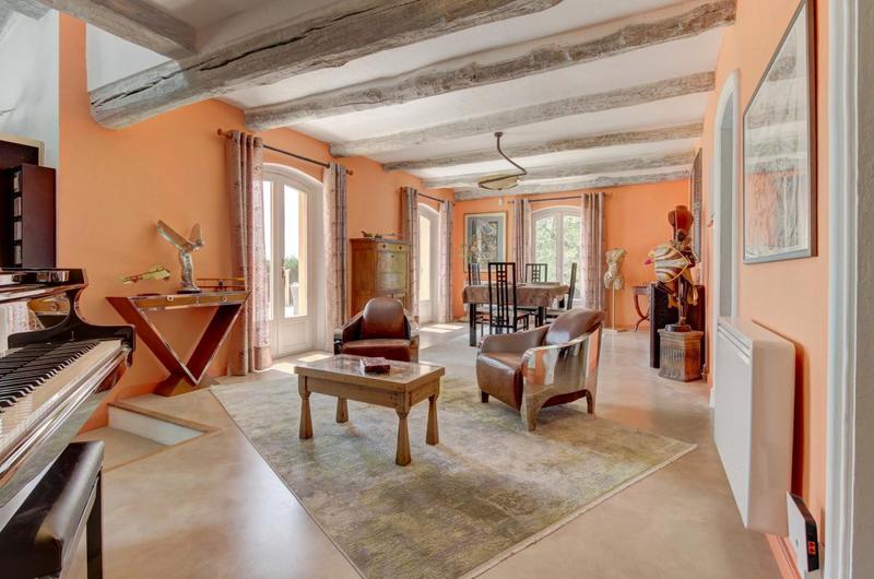 Villa - 250 m² - 7 pièces