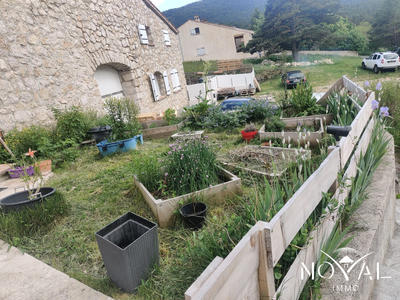 Appartement - 77 m² - 3 pièces