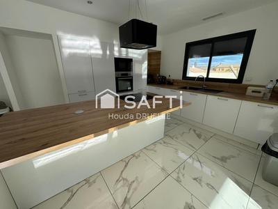 Maison - 114 m² - 4 pièces