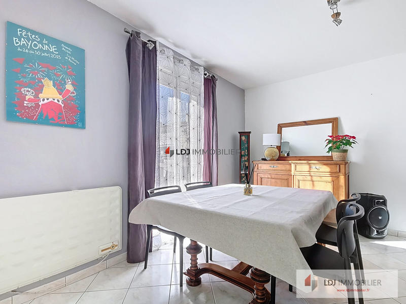 Maison - 106 m² - 5 pièces