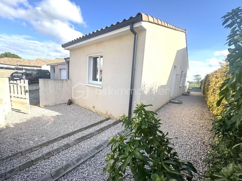 Villa - 90 m² - 3 pièces