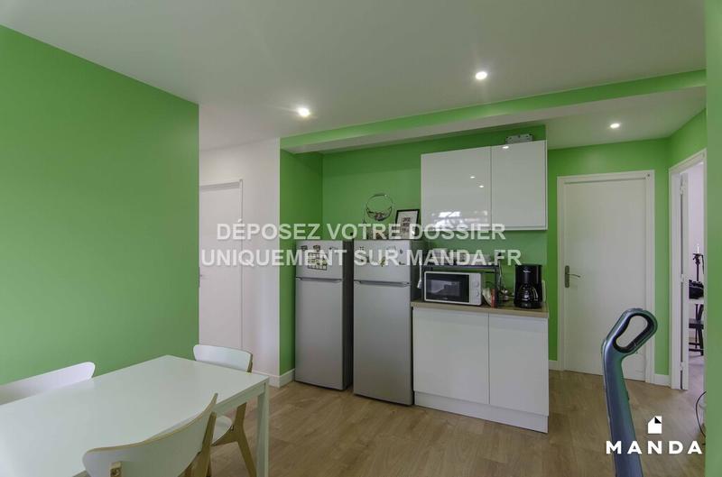 Chambre - 80 m² - 6 pièces