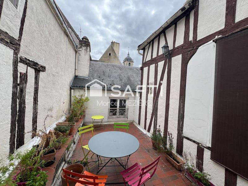 Appartement - 152 m² - 5 pièces