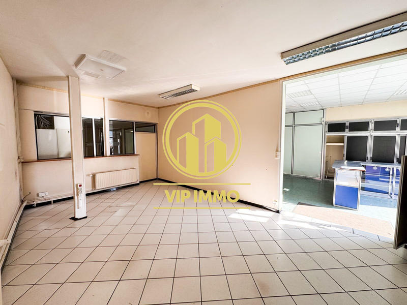 Local commercial - 300 m²