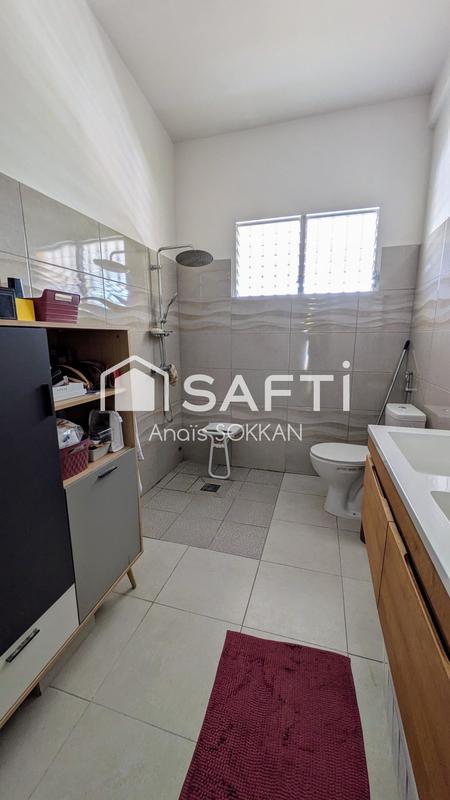 Maison - 224 m² - 7 pièces