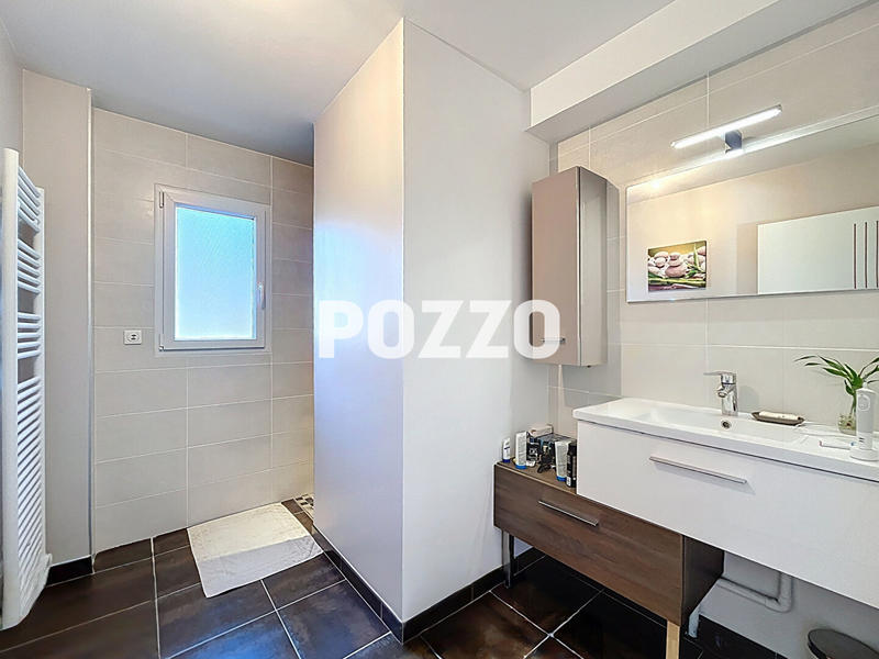 Maison - 77 m² - 3 pièces