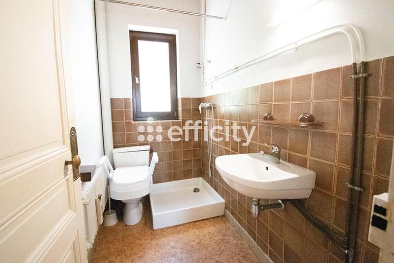 Maison - 123 m² - 6 pièces