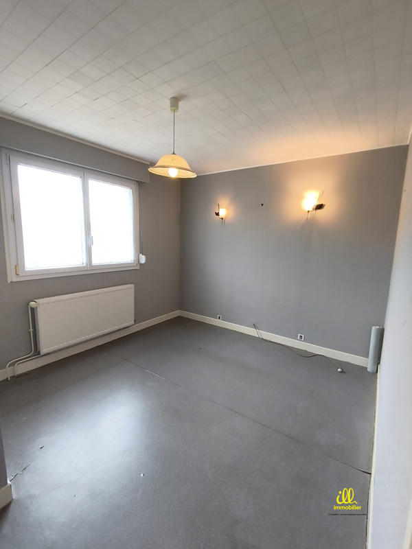 Maison - 87 m² - 5 pièces