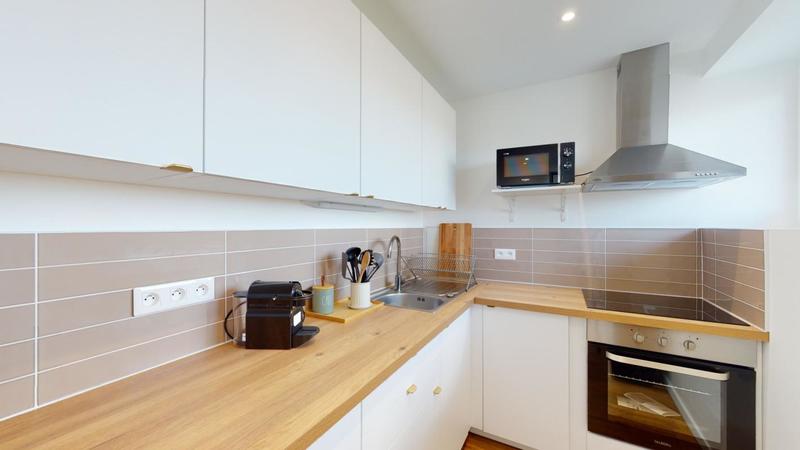 Appartement - 81 m² - 5 pièces