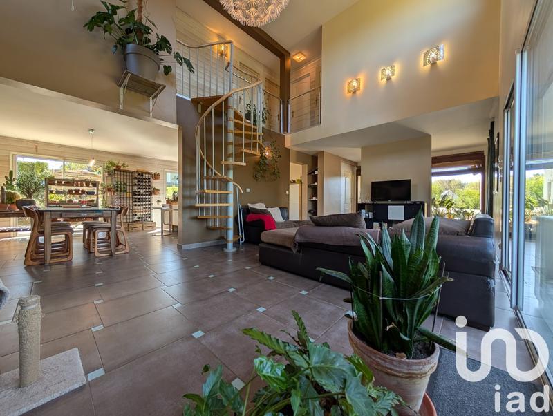 Maison de maîtres - 276 m² - 10 pièces