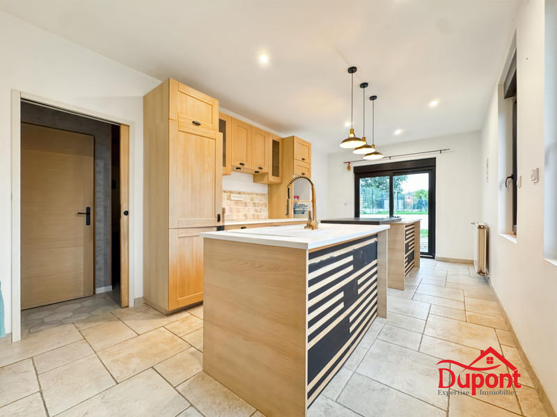 Maison - 105 m² - 5 pièces