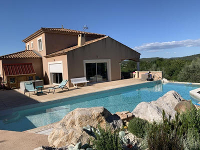 Villa - 138 m² - 5 pièces