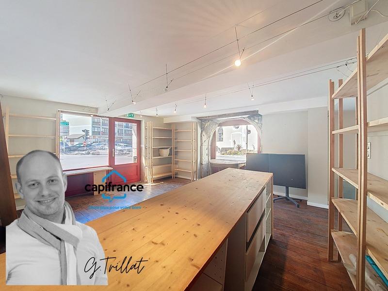 Local commercial - 108 m² - 3 pièces