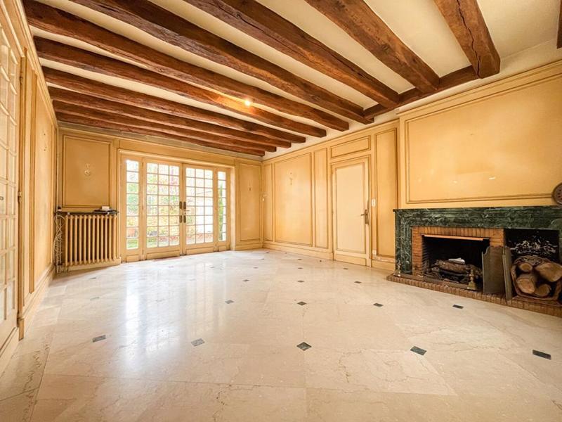 Maison - 349 m² - 15 pièces