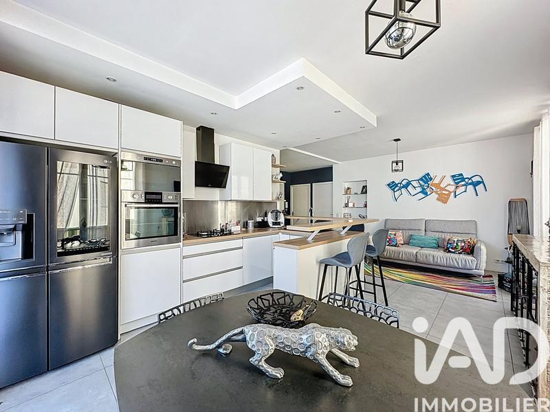 Appartement - 83 m² - 4 pièces