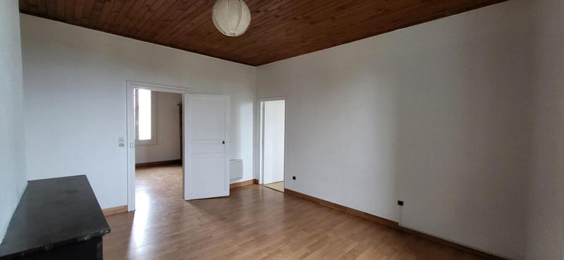 Appartement - 82 m² - 3 pièces
