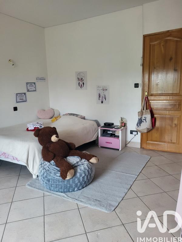 Maison - 187 m² - 7 pièces