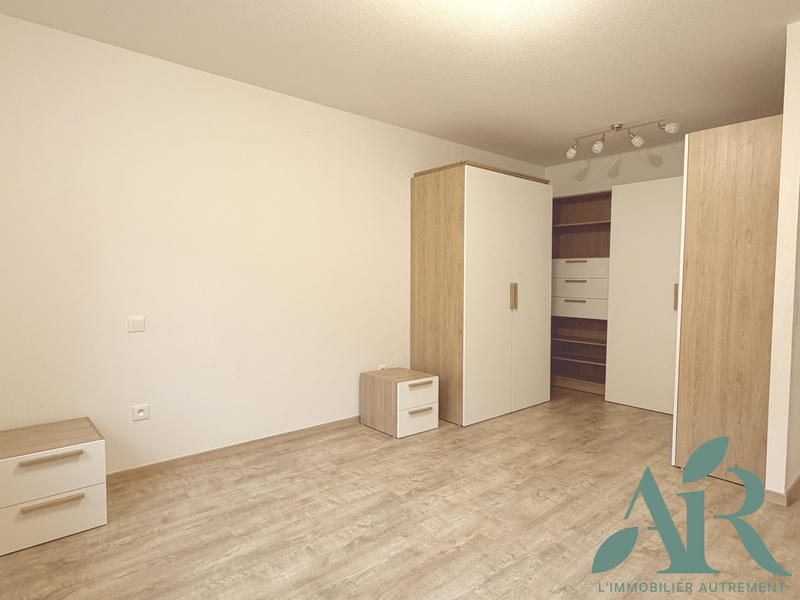 Appartement - 70 m² - 2 pièces