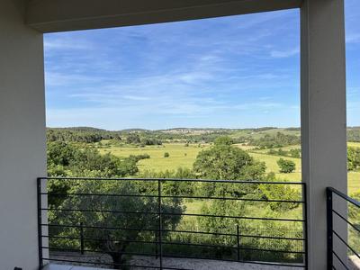 Maison contemporaine - 106 m² - 5 pièces