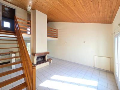 Maison - 87 m² - 4 pièces