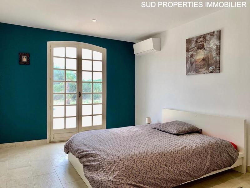 Villa - 207 m² - 7 pièces