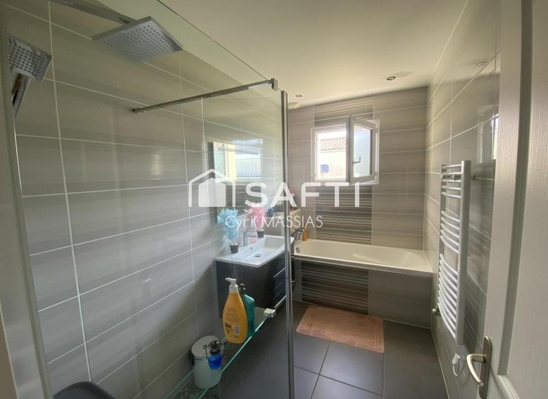 Maison - 95 m² - 5 pièces