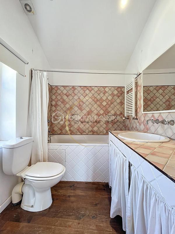 Maison de village - 90 m² - 3 pièces