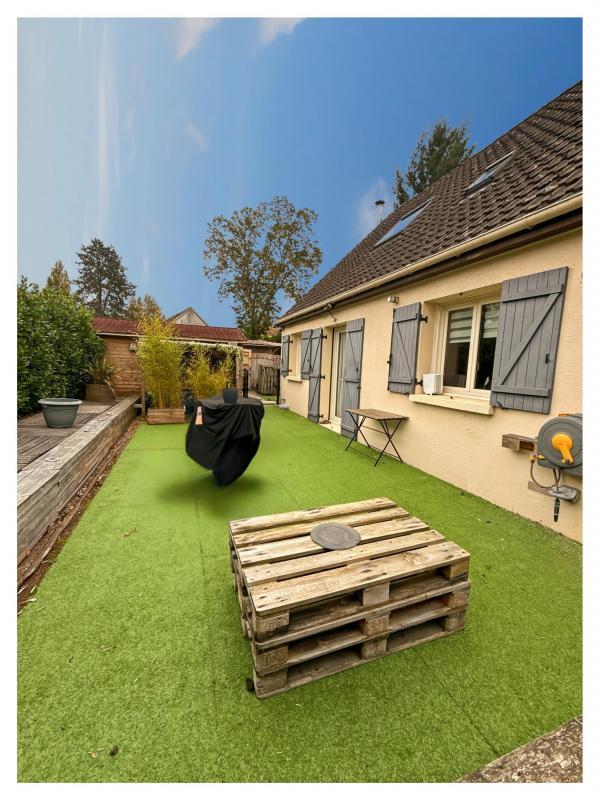 Maison - 110 m² - 4 pièces