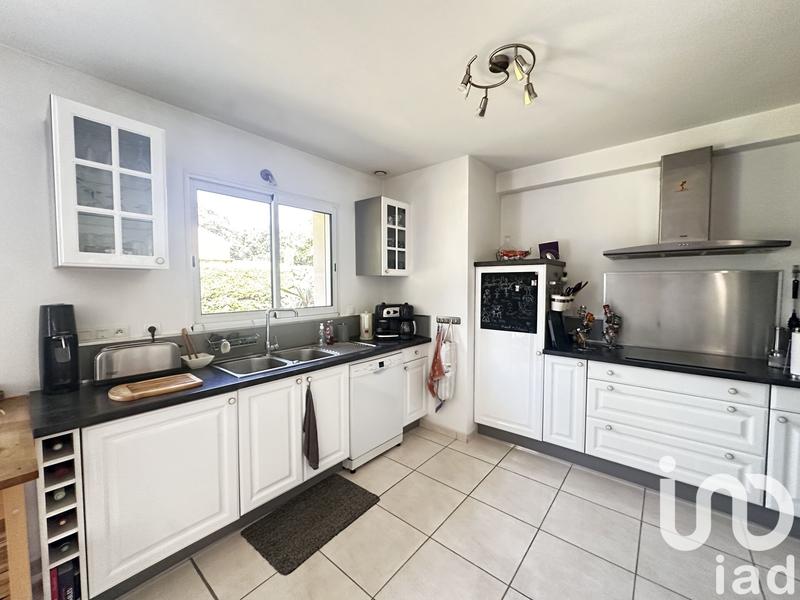 Maison - 178 m² - 10 pièces